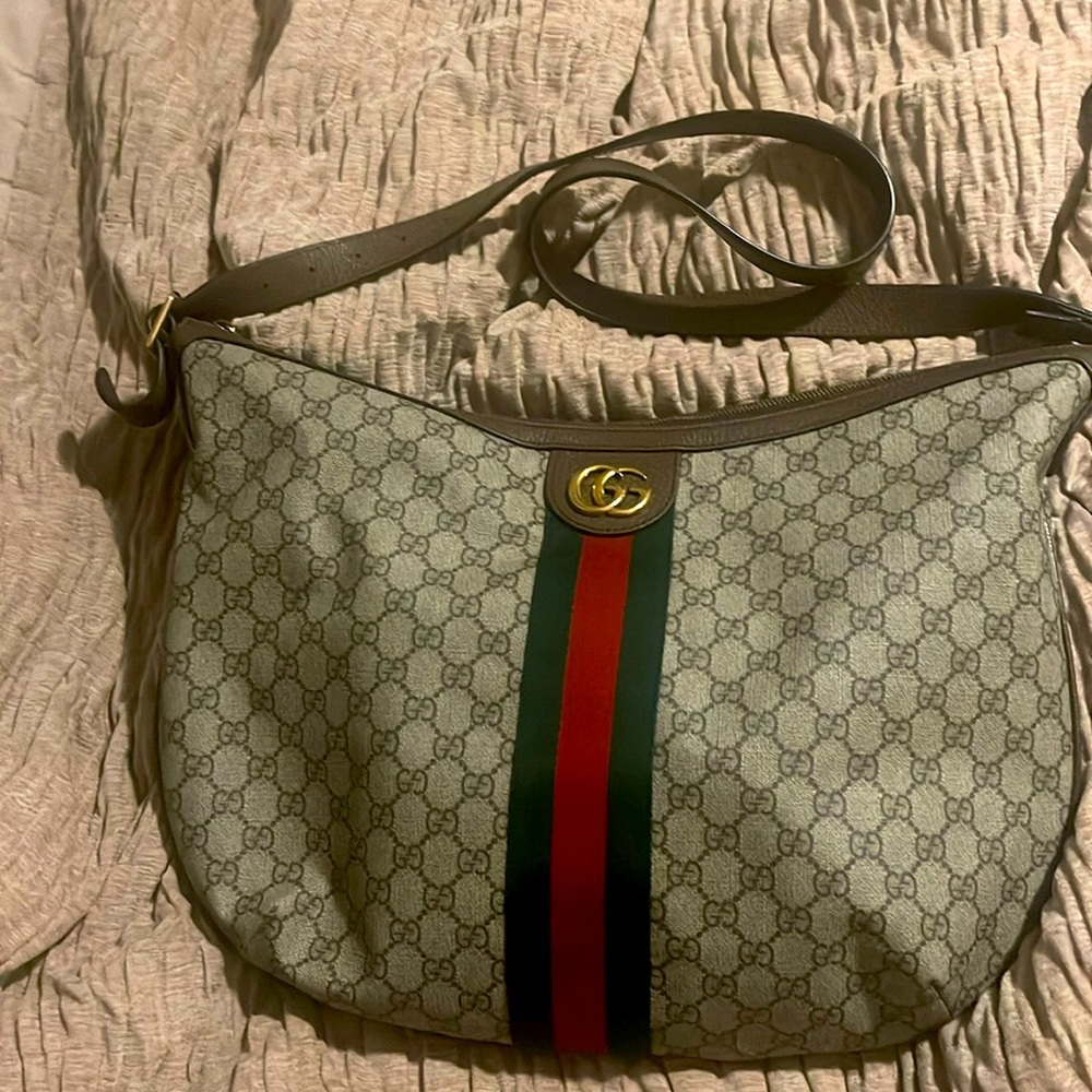 Ophidia large Gucci. Crossbody bag adjustable strap worn as shoulder bag also